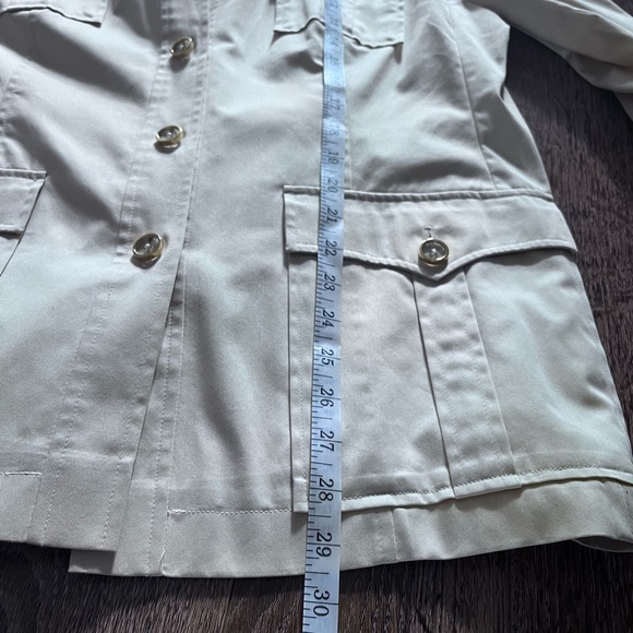 VINTAGE Escada utility jacket beige golden bottons size 44 - Picture 7 of 8